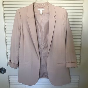 H&M blush satin lined blazer